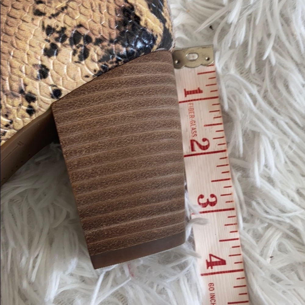 Lucky Brand Junai Sz 7.5 - Picture 8 of 9